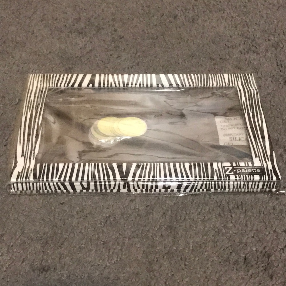 Brand New Zpalette X-Large
